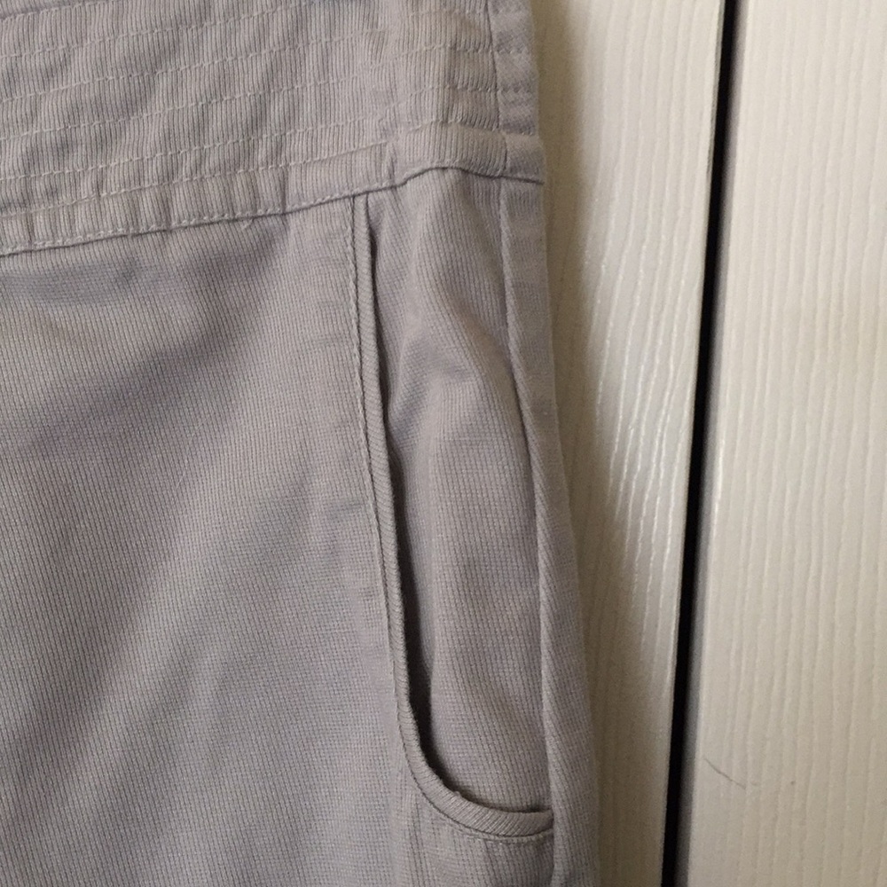 ❌SOLD❌Banana Republic Embroidered skirt - Picture 2 of 8